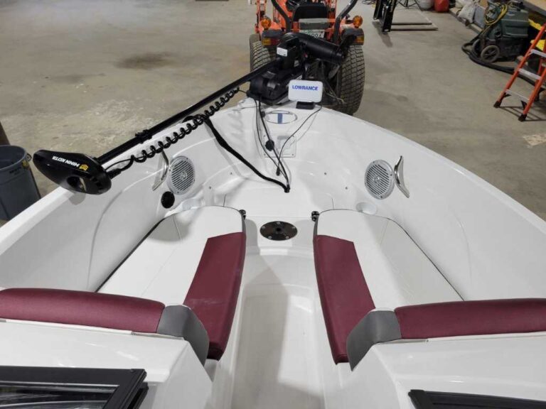 2024 Tahoe 200S US-BUJ32366F324 [photo 21]